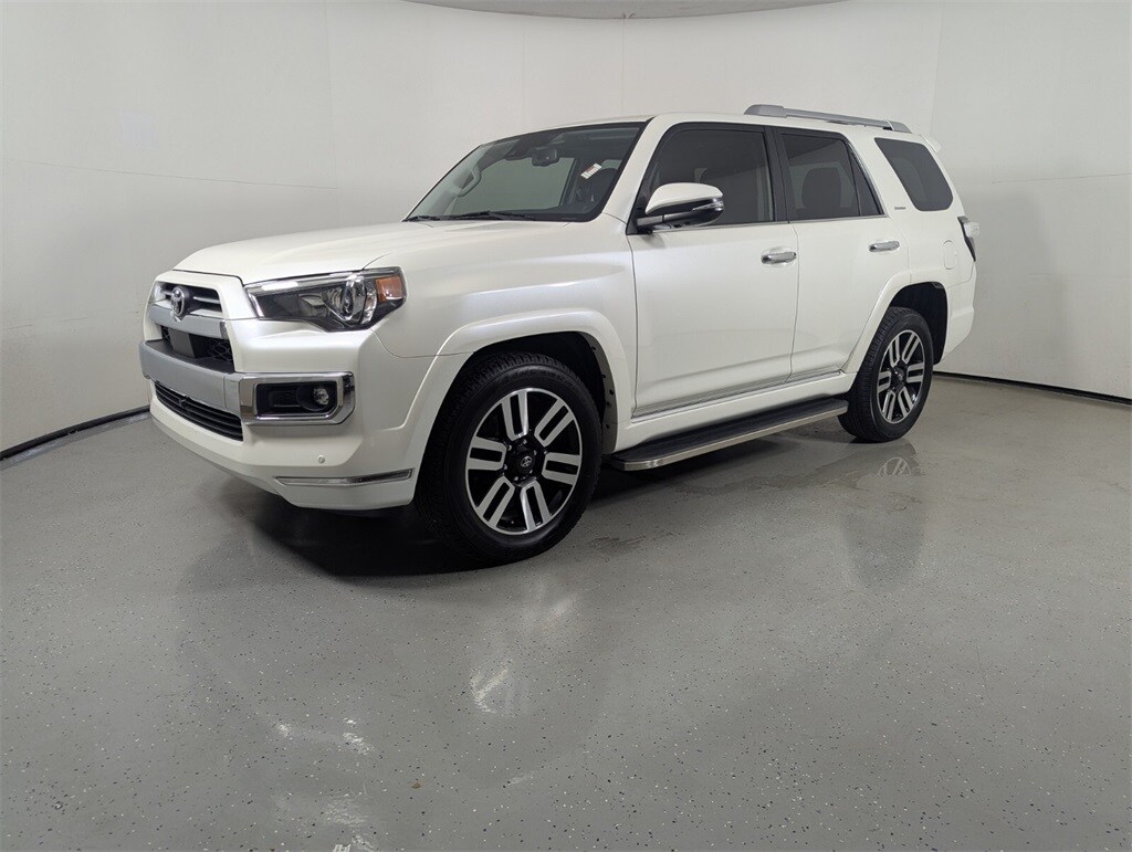 2022 Toyota 4Runner Limited photo 3