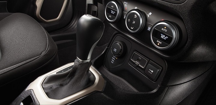 jeep-renegade-interior-features