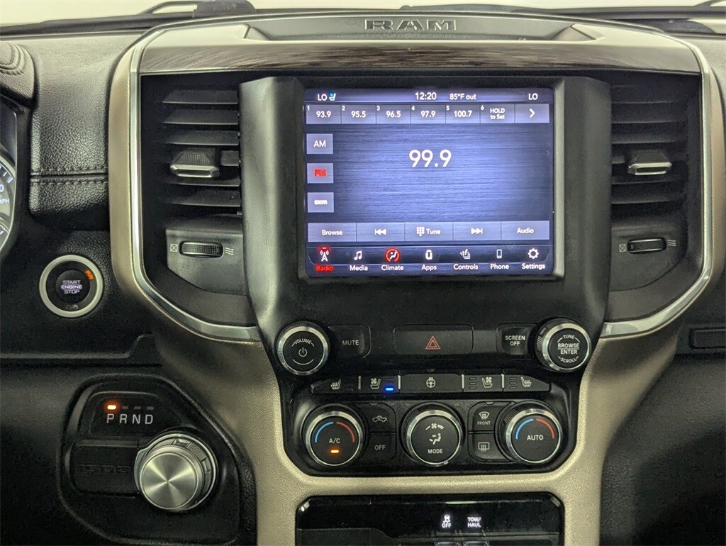 2020 Ram 1500 Laramie photo 17