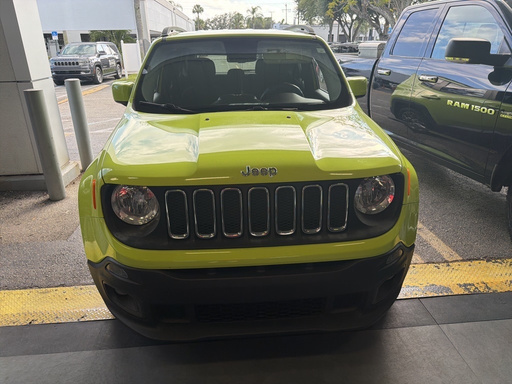 Used 2017 Jeep Renegade Latitude SUV