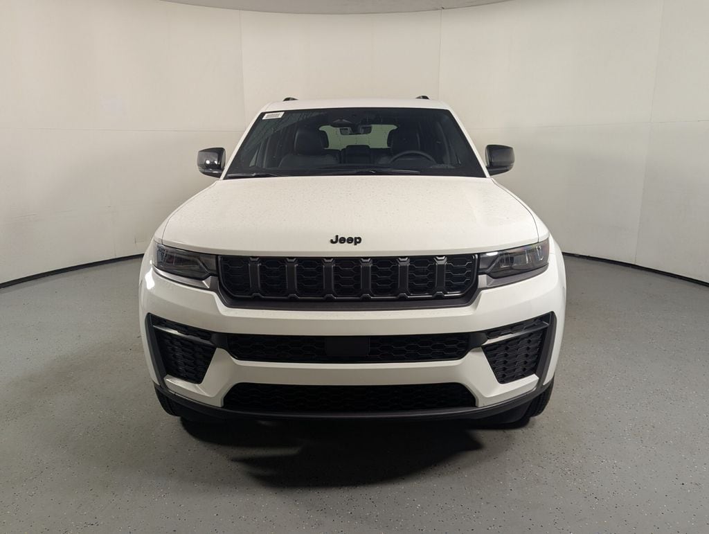 New 2026 Jeep Grand Cherokee ALTITUDE 4X2 Sport Utility