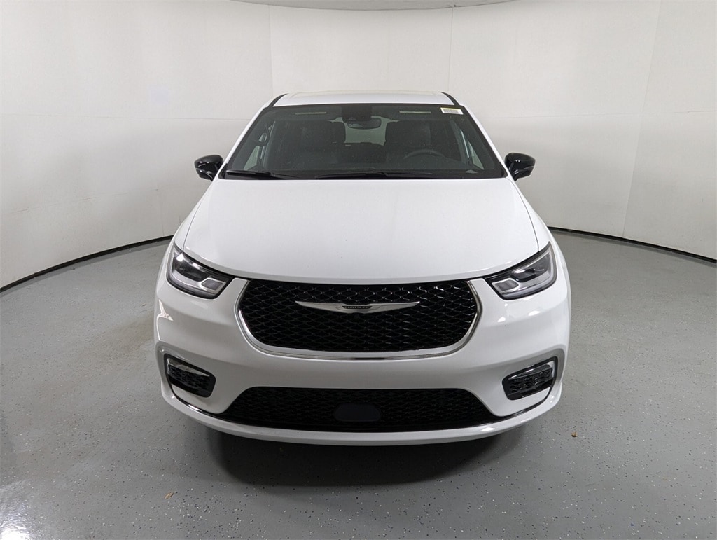 New 2025 Chrysler Pacifica Hybrid PACIFICA PLUG-IN HYBRID SELECT Passenger Van