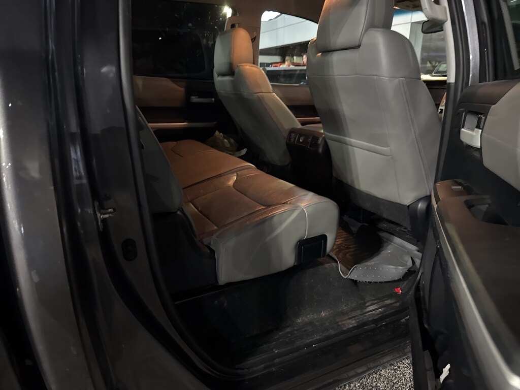 2016 Toyota Tundra Limited photo 3