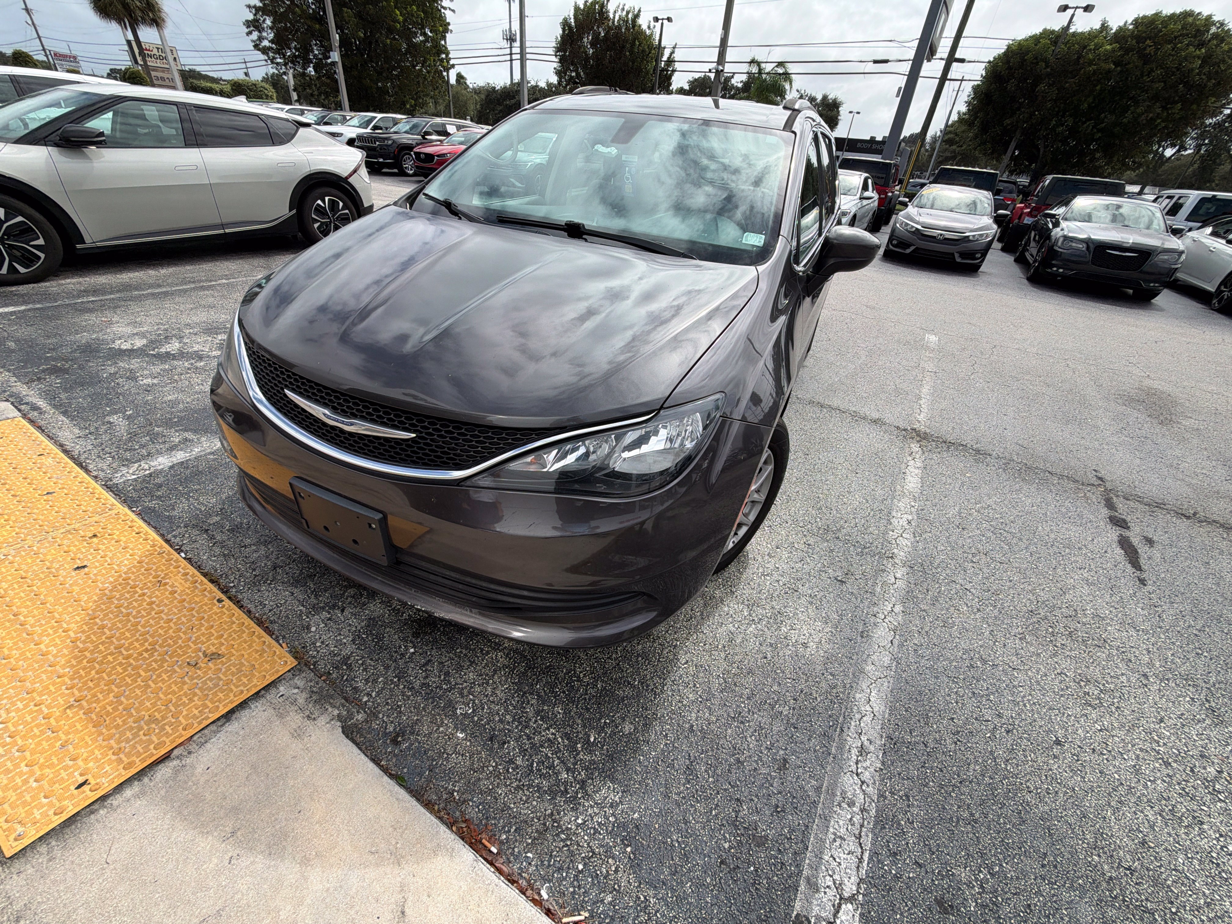 Used 2020 Chrysler Voyager LXI Minivan/Van