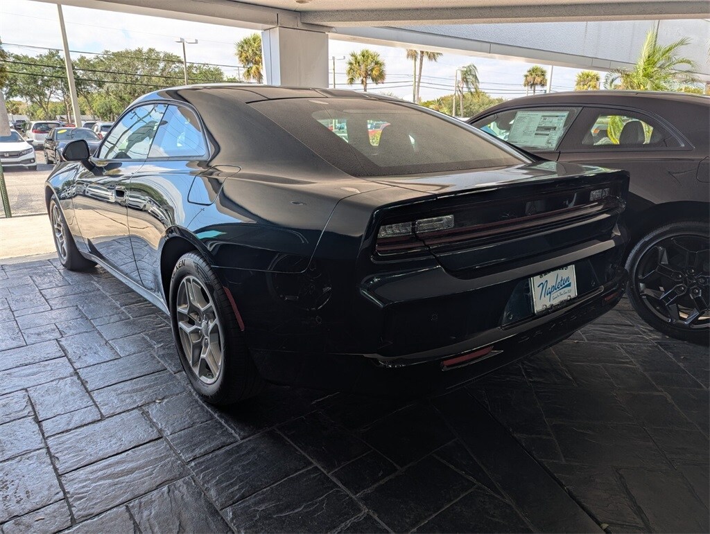 2025 Dodge Charger R/T photo 4
