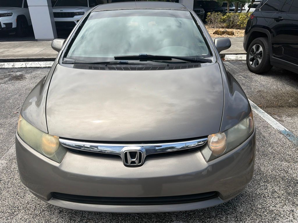 Used 2008 Honda Civic LX with VIN 2HGFA16558H317992 for sale in Lake Park, FL