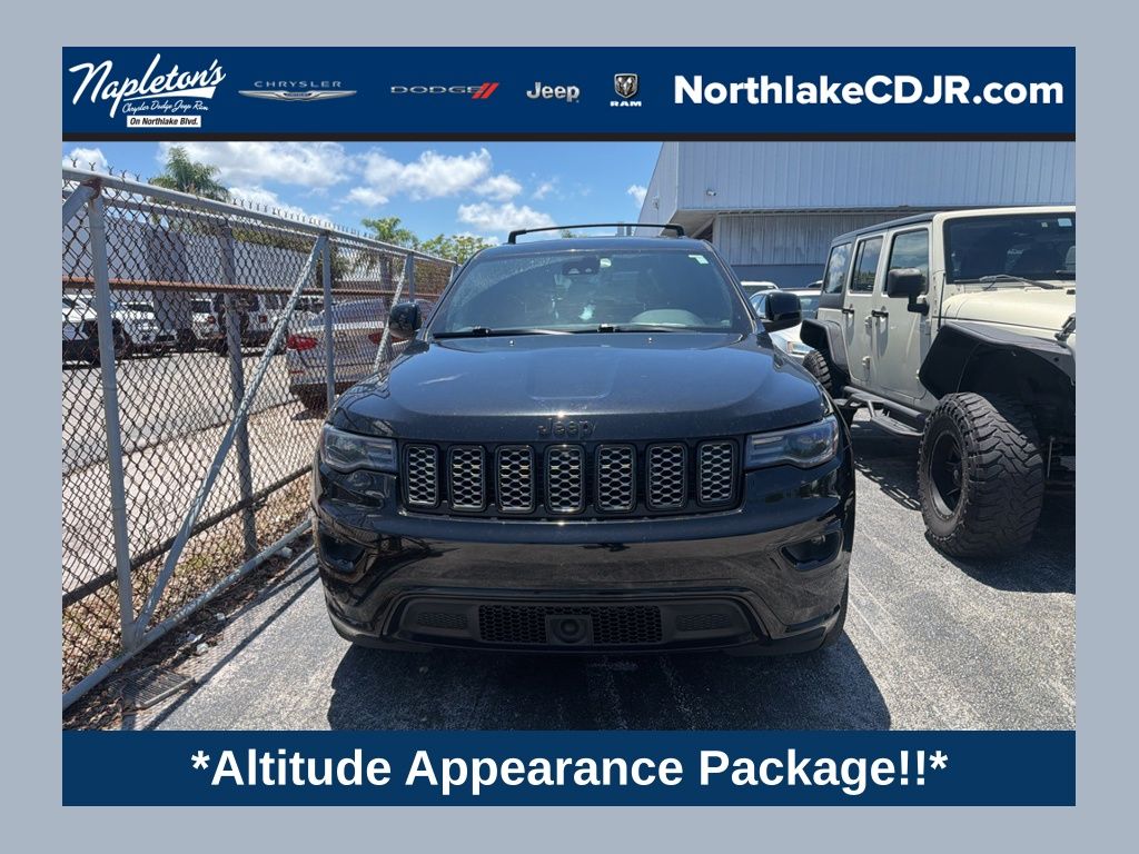 2022 Jeep Grand Cherokee Laredo X's photo