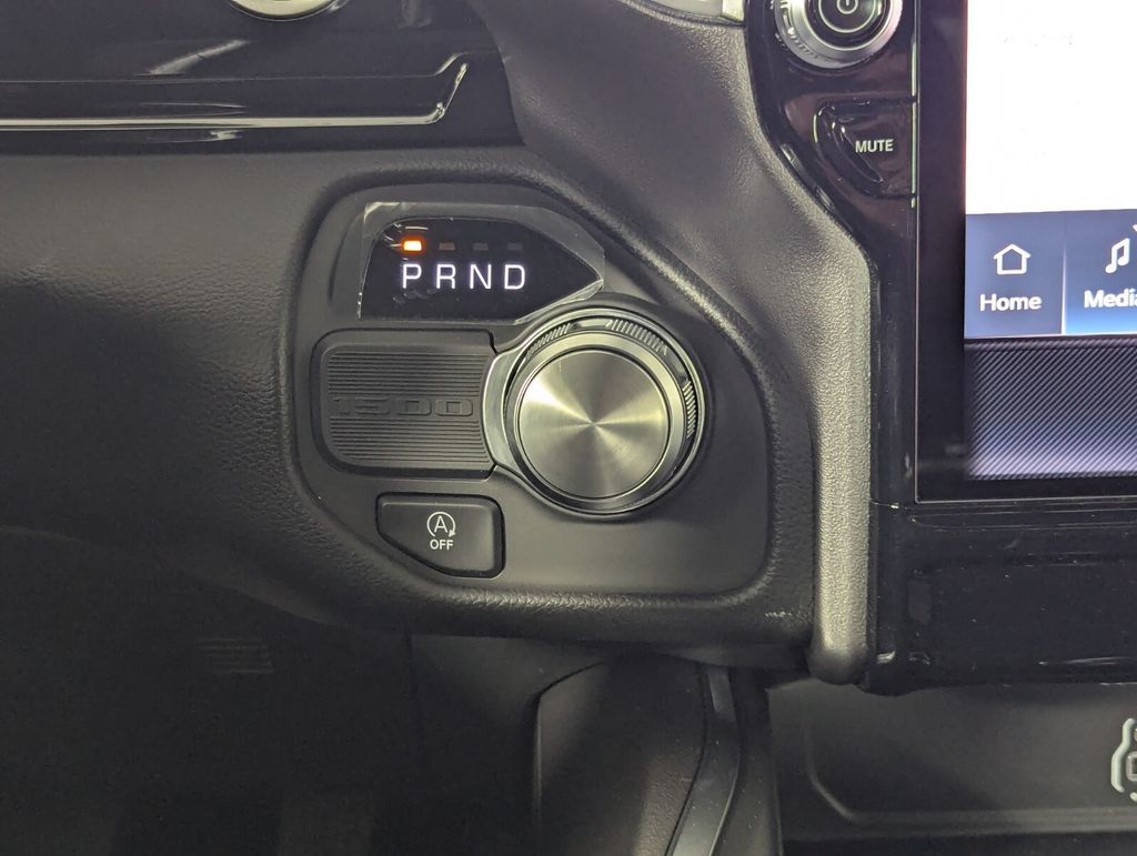 2026 RAM 1500 Laramie - Photo 28