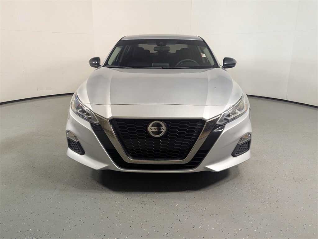 Used 2022 Nissan Altima 2.5 SR Sedan