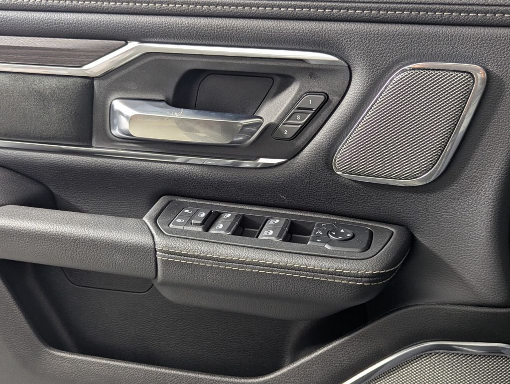 2026 RAM 1500 Laramie - Photo 19