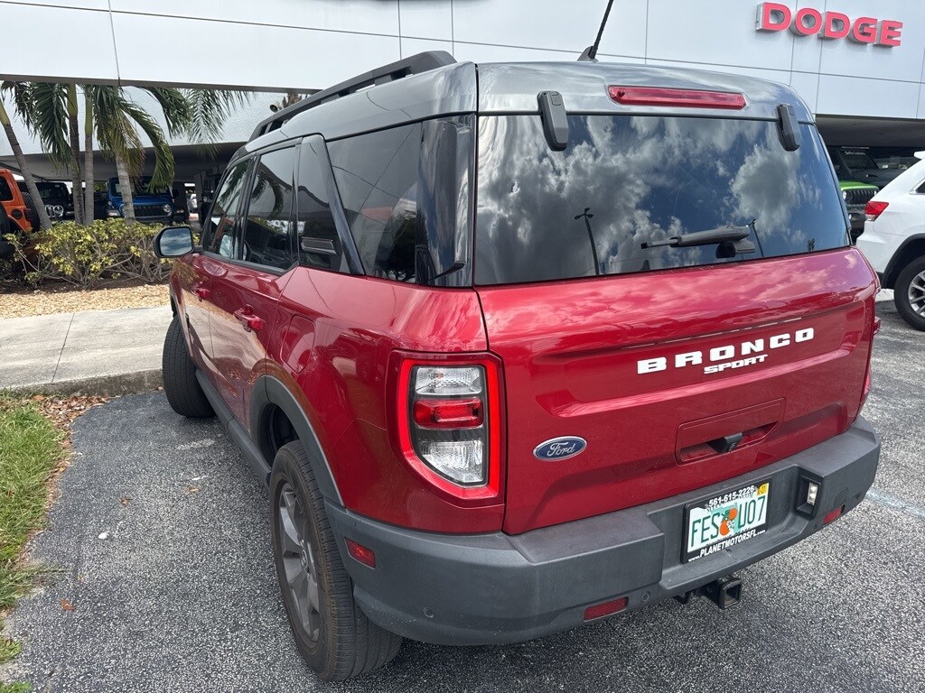 2021 Ford Bronco Sport Badlands photo 2