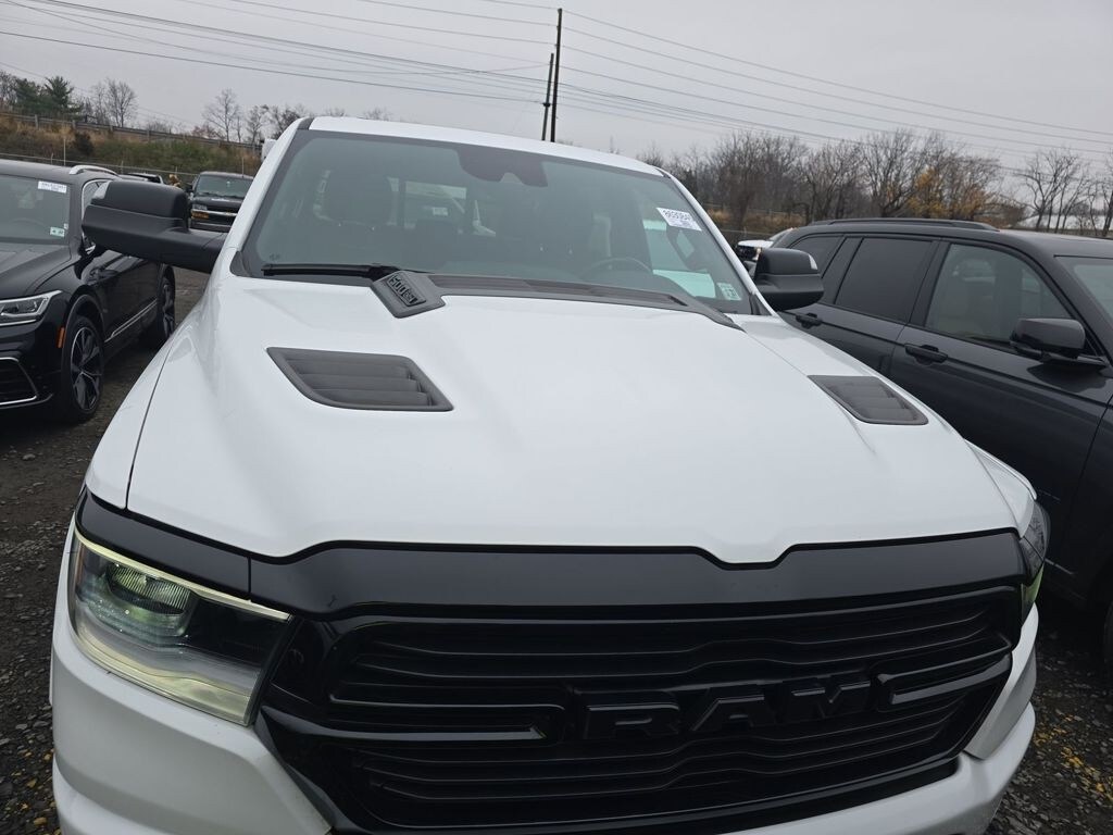 2022 Ram 1500 Laramie photo 2
