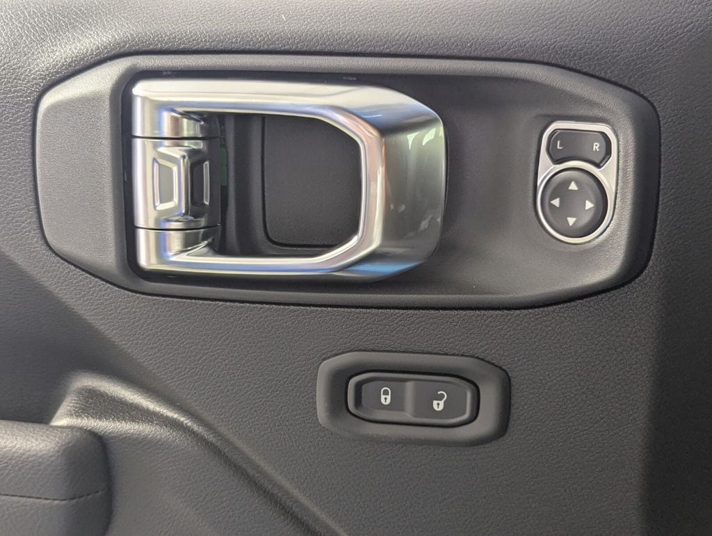 2026 Jeep Wrangler 4-Door Sport S - Photo 16