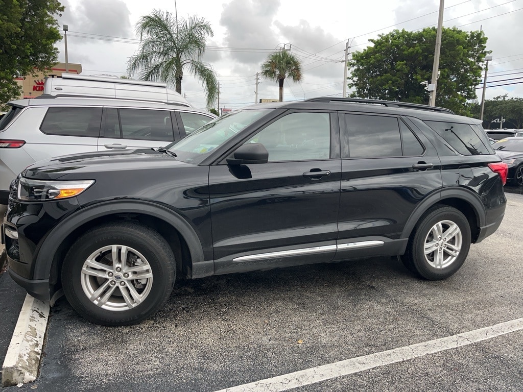 Used 2020 Ford Explorer XLT with VIN 1FMSK8DH1LGB70764 for sale in Lake Park, FL