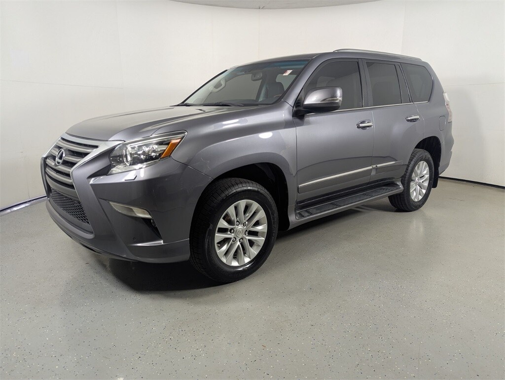 2019 Lexus GX 460 photo 3