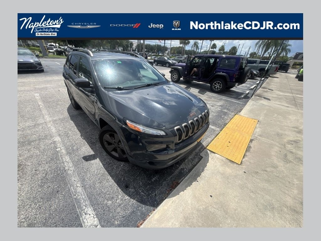 Used 2017 Jeep Cherokee Latitude SUV