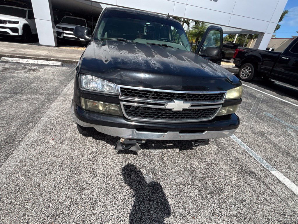 Used 2006 Chevrolet Silverado 1500 LT Truck