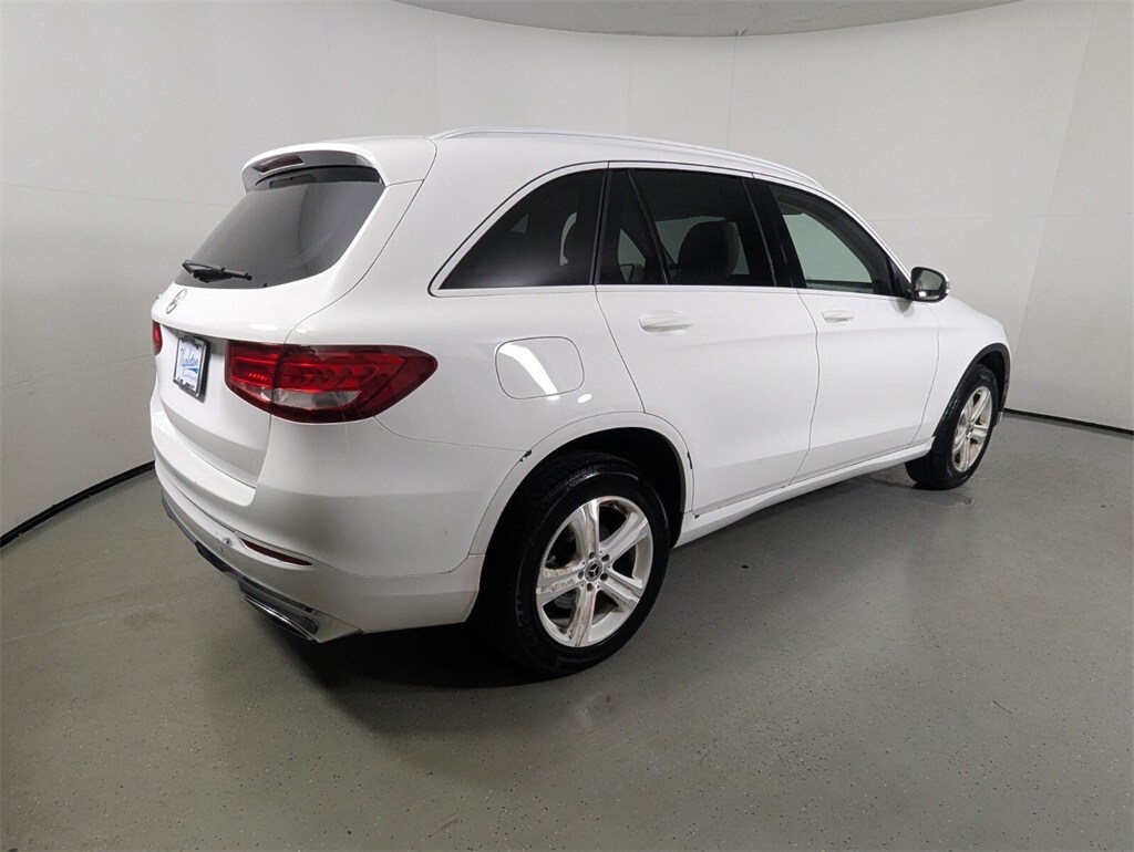 2016 Mercedes Benz GLC 300 photo 6