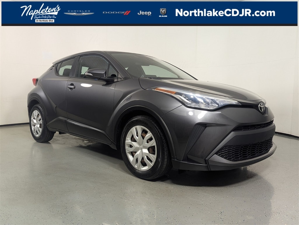 2021 Toyota C-HR LE's photo