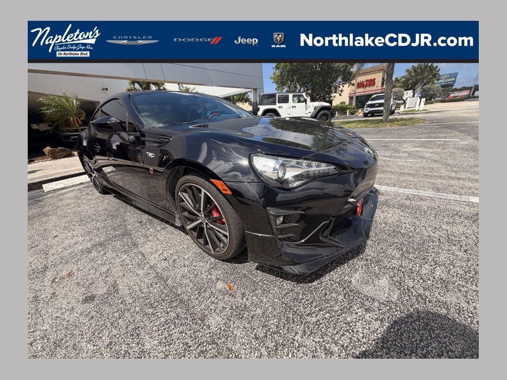 2019 Toyota 86 TRD SE's photo