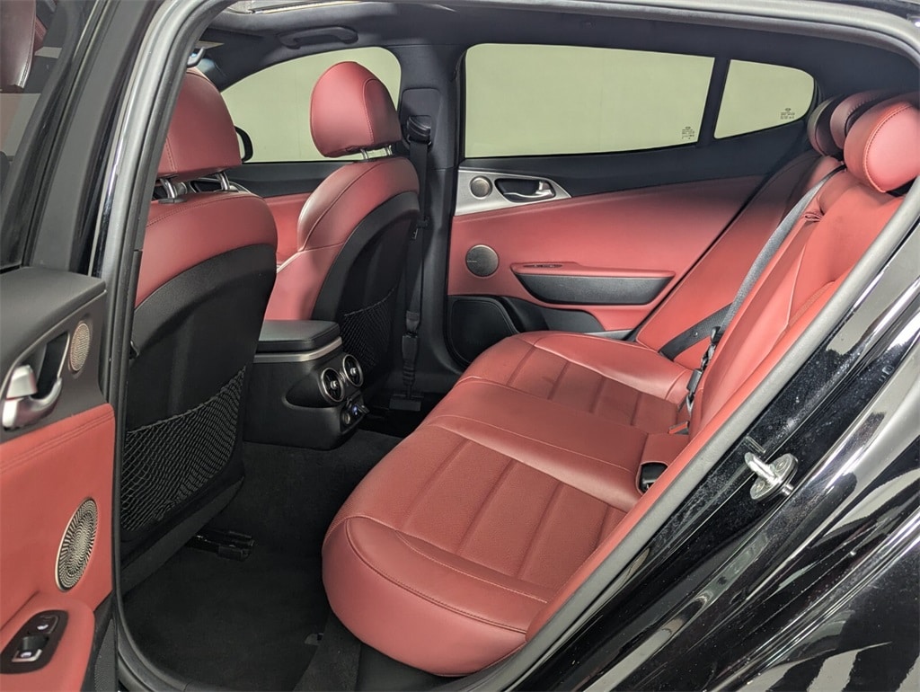 2020 Kia Stinger GT2 photo 27