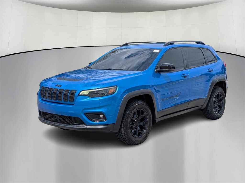 2022 Jeep Cherokee Latitude photo 2