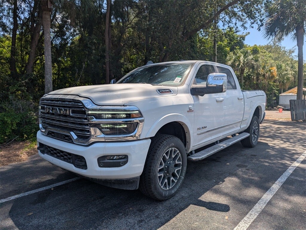 2025 Ram 2500 Limited photo 3