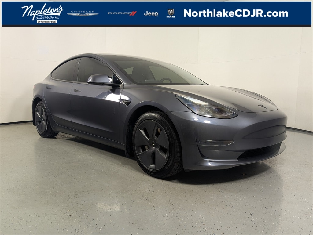 2023 Tesla Model 3 Base's photo