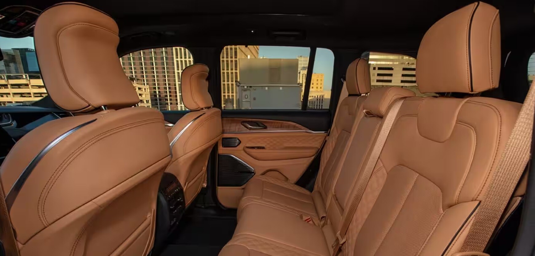 grand cherokee vs jeep grand cherokee L 3row