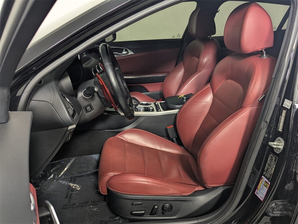 2020 Kia Stinger GT2 photo 11