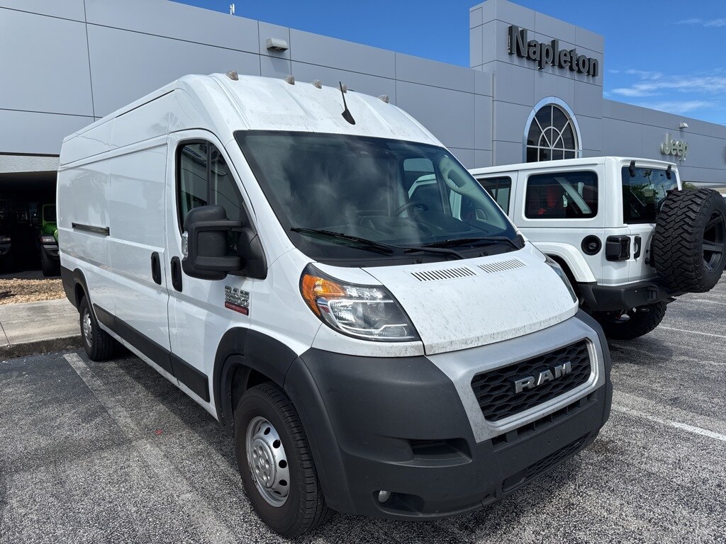 2022 Ram ProMaster 3500 Cargo Van photo 3