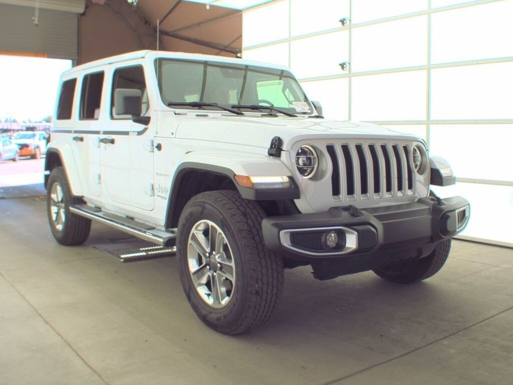 2022 Jeep Wrangler Unlimited Sahara photo 3