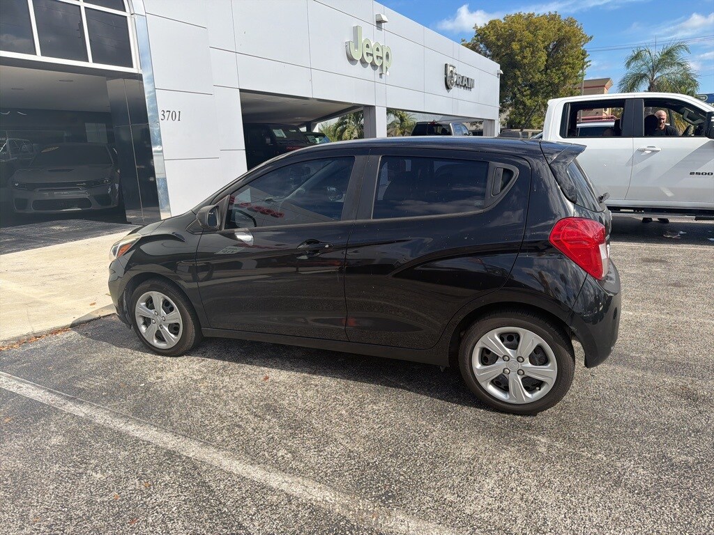 2019 Chevrolet Spark LS photo 3
