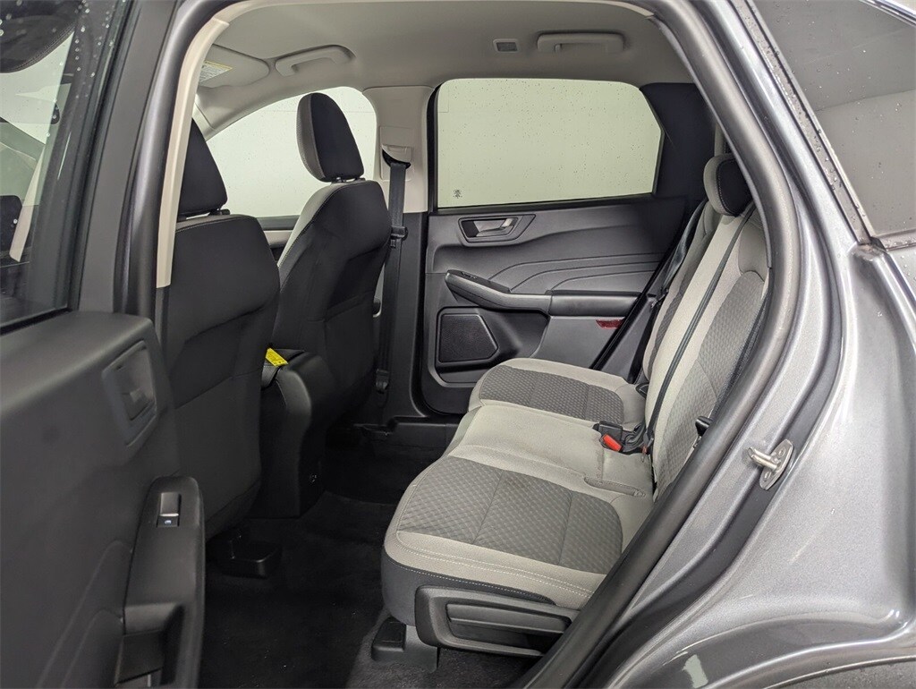 2022 Ford Escape SE photo 28
