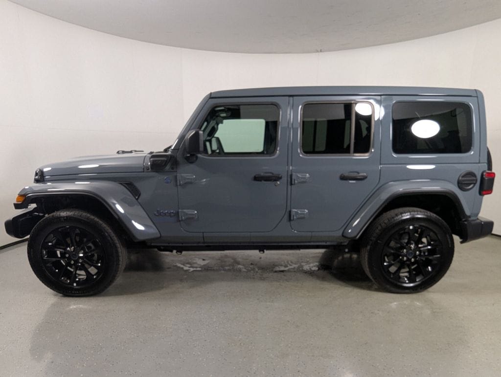 Used 2025 Jeep Wrangler Sahara 4xe SUV