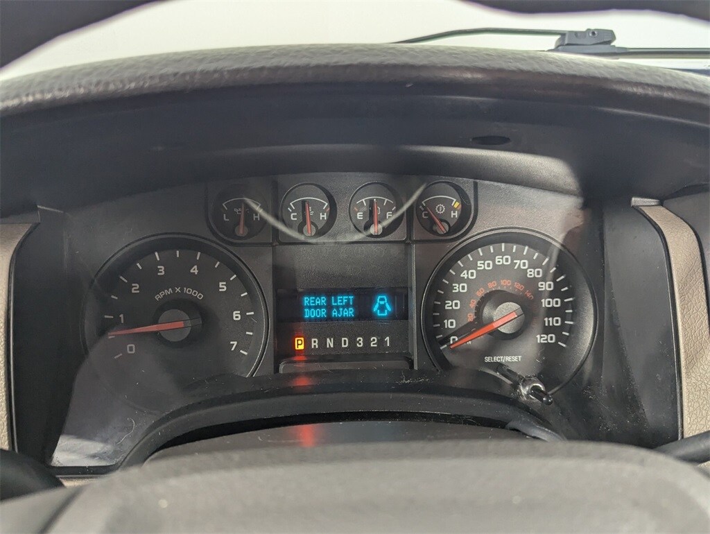 2010 Ford F-150 STX photo 17
