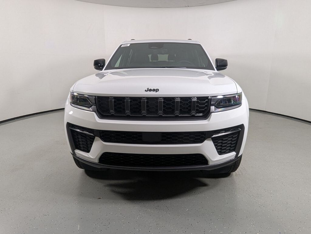 New 2026 Jeep Grand Cherokee L LAREDO ALTITUDE 4X4 Sport Utility