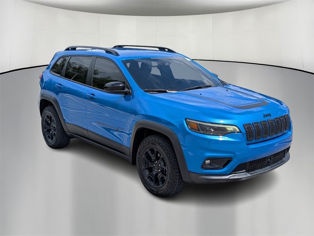 2022 Jeep Cherokee Latitude photo 2