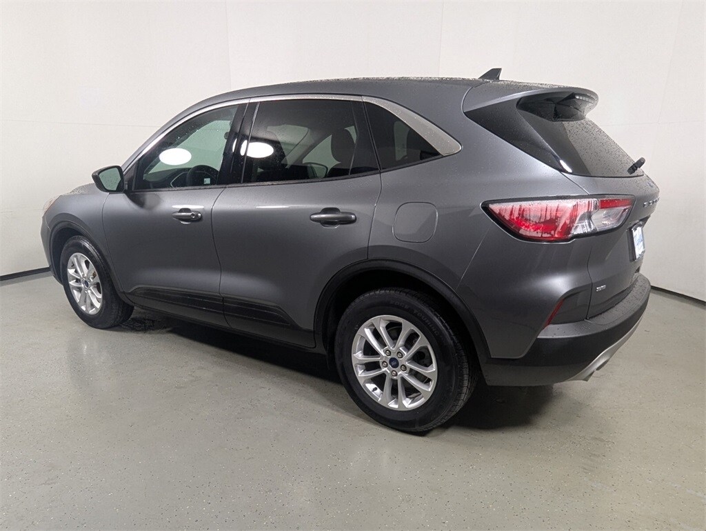 2022 Ford Escape SE photo 5