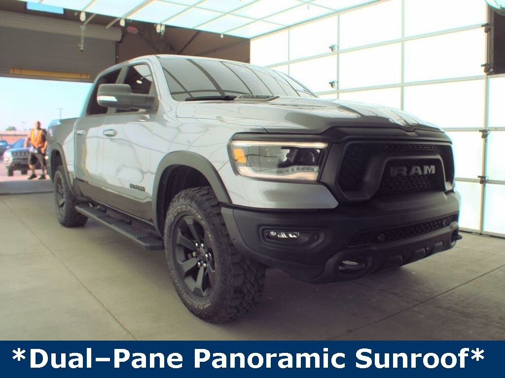2022 Ram 1500 Rebel photo 3