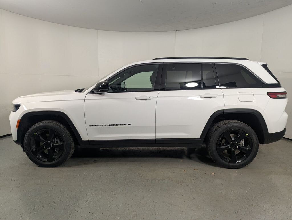 New 2026 Jeep Grand Cherokee LIMITED 4X2 Sport Utility