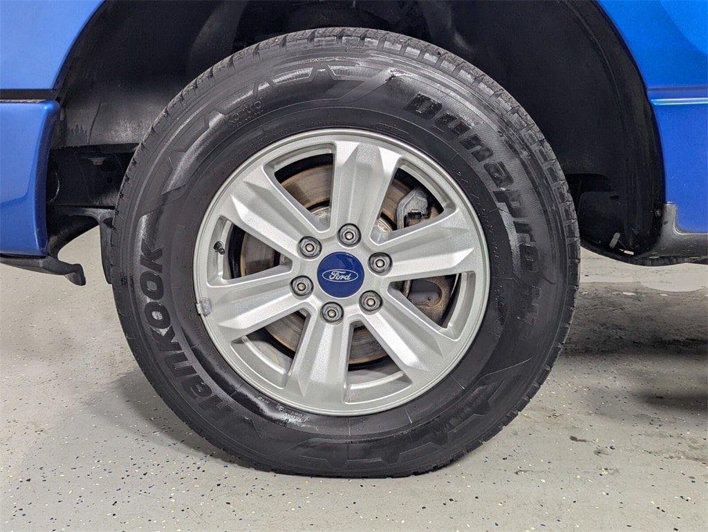 2010 Ford F-150 STX photo 9