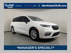 2026 Chrysler Pacifica SELECT Passenger Van