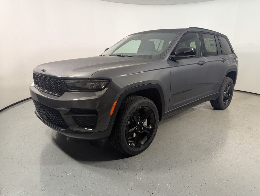 New 2025 Jeep Grand Cherokee ALTITUDE X 4X2 Sport Utility