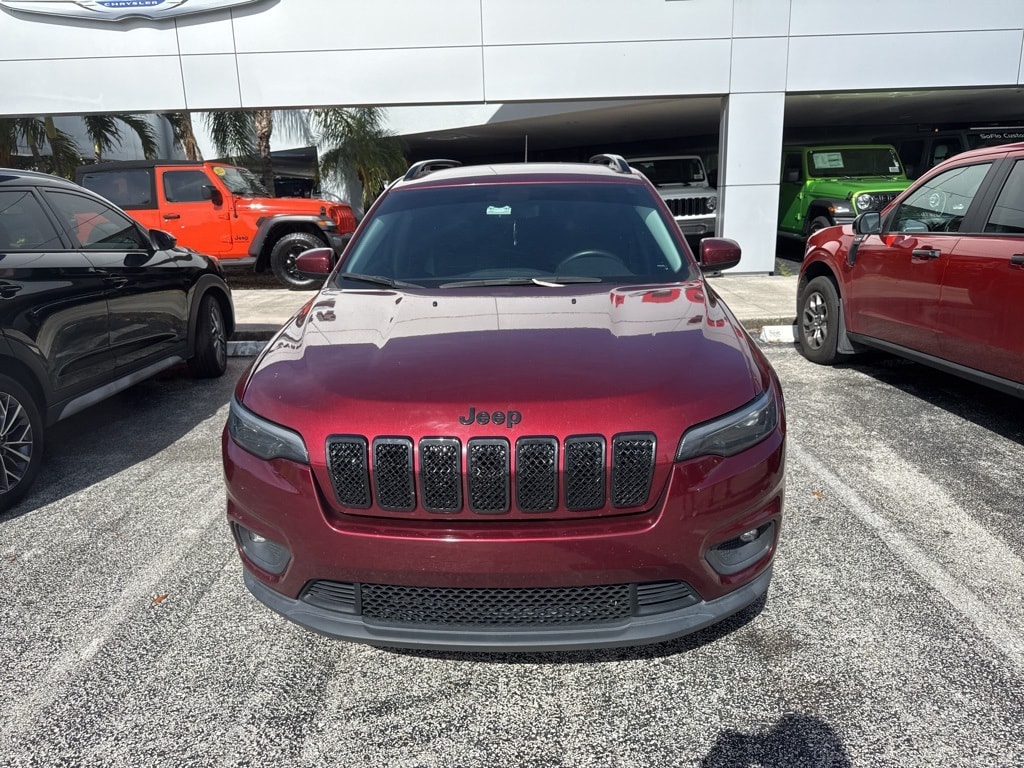Used 2019 Jeep Cherokee Latitude Plus with VIN 1C4PJLLX2KD131741 for sale in Lake Park, FL