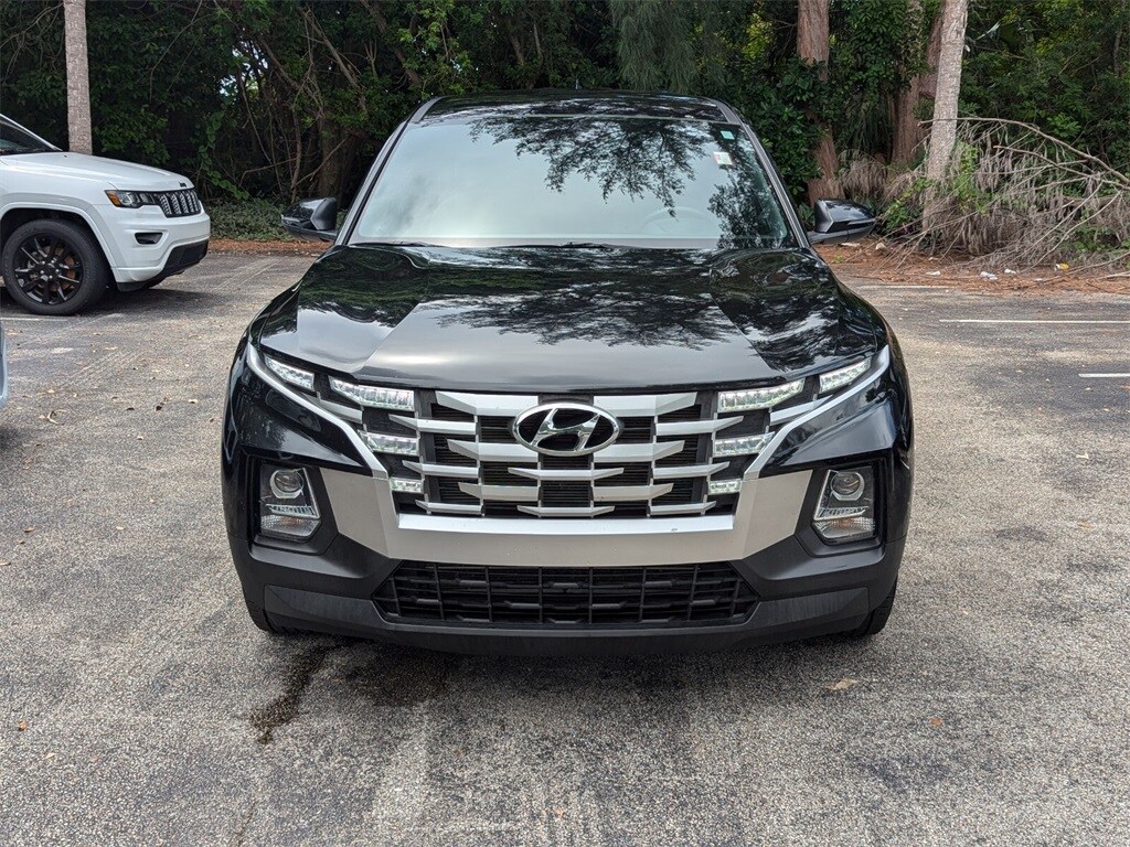 Used 2022 Hyundai Santa Cruz SEL with VIN 5NTJB4AE9NH007461 for sale in Lake Park, FL