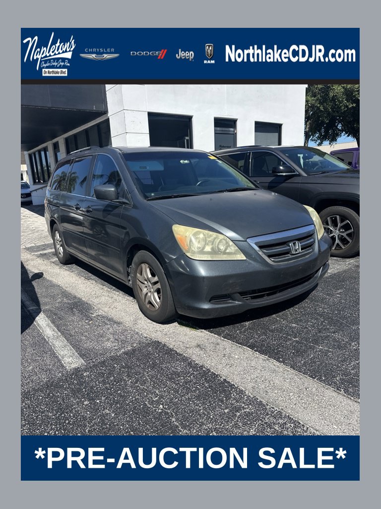 Used 2005 Honda Odyssey EX with VIN 5FNRL38725B084588 for sale in Lake Park, FL