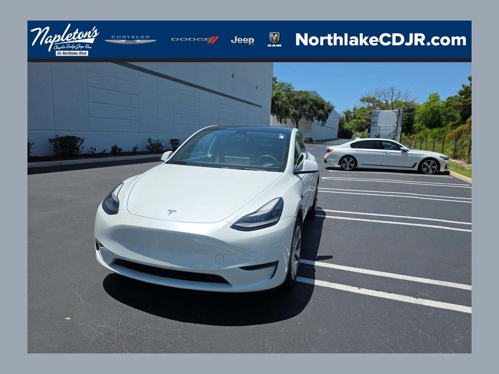 2023 Tesla Model Y Long Range Dual Motor All-Wheel Drive's photo