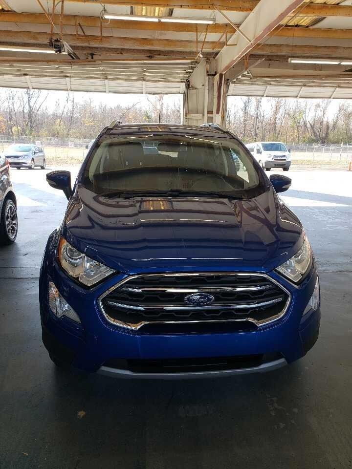 2021 Ford EcoSport Titanium photo 2
