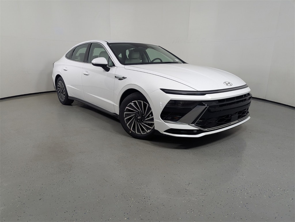 2025 Hyundai Sonata Hybrid SEL's photo